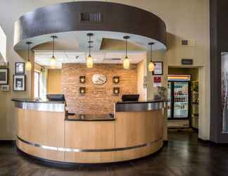 Lobby 2 Comfort Suites New Bern near Cherry Point