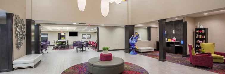 Lobby La Quinta Inn and Suites Kearney