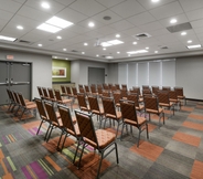 Functional Hall 2 Home2 Suites by Hilton Charlotte University Research Park