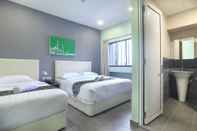 Kamar Tidur Grand Village Hotel