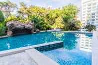 Swimming Pool Club Royal Wongamat by Pattaya Sunny