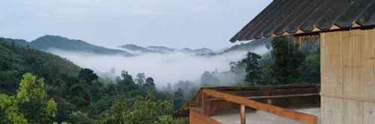 Luar Bangunan Akha Hill House