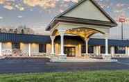 Exterior 2 Days Inn and Suites by Wyndham Oxford