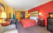 Bedroom 4 Motel 6 Milledgeville GA