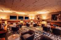 Bar, Cafe and Lounge Somerset Hills Hotel, Tapestry Collection by Hilton