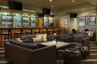 Bar, Kafe, dan Lounge Radisson at USC, Los Angeles