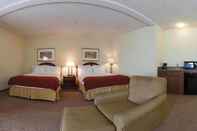Phòng ngủ Baymont Inn & Suites by Wyndham Holbrook