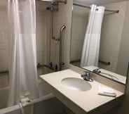 Bilik Mandi dalam Bilik 4 Quality Inn Aurora Denver (ex. La Quinta Inn Denver Aurora)