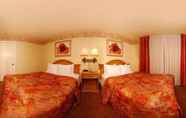 Bedroom 2 Pan American Inn and Suites Albuquerque (ex Quality Inn and Suites Albuquerque PanAmerican Fwy)