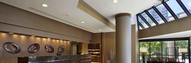 Sảnh chờ Embassy Suites By Hilton Crystal City National Airport