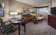 Common Space 2 DoubleTree Suites by Hilton Columbus Downtown