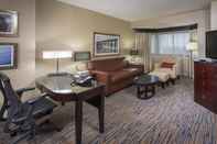 Common Space DoubleTree Suites by Hilton Columbus Downtown