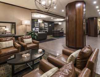 Sảnh chờ 2 DoubleTree Suites by Hilton Columbus Downtown