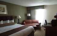 Bedroom 3 Baymont by Wyndham Marietta (ex Best Western Plus Marietta Hotel)