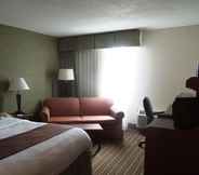 Bedroom 3 Baymont by Wyndham Marietta (ex Best Western Plus Marietta Hotel)