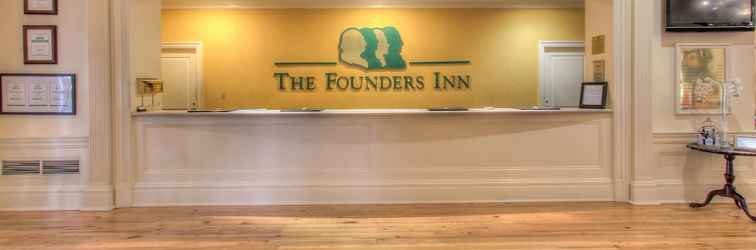 Lobi Founders Inn and Spa