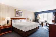 Kamar Tidur Clarion Hotel Williamsburg I-64 (ex. Holiday Inn Patriot Williamsburg)