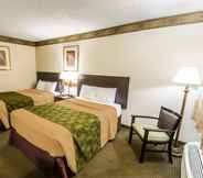 Bedroom 4 Econo Lodge Jacksonville FL