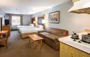Bedroom 3 Red Lion Inn and Suites Seaside (ex Shilo Inn Suites Seaside East)