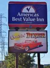 Exterior 4 Red Carpet Inn Whippany (ex. Americas Best Value Inn)