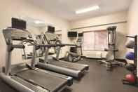 Fitness Center Country Inn & Suites By Radisson Fresno North CA