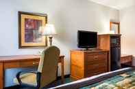 Kamar Tidur Quality Inn and Suites Chattanooga