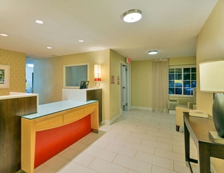 ล็อบบี้ 2 MainStay Suites Orlando Altamonte Springs (Hawthorn Suites By Wyndham Orlando Altamonte Springs)