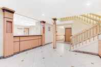 Lobby Super 8 by Wyndham Kutztown/Allentown Area