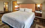 Kamar Tidur 3 Hampton Inn Latrobe (ex Wingate by Wyndham Latrobe)