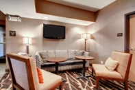 Common Space Hampton Inn Ottawa (Starved Rock Area)