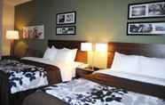 ห้องนอน 3 Sleep Inn & Suites Queensbury - Lake George