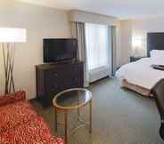 Bilik Tidur 4 Hampton Inn Suites Reagan National Airport