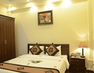 Bedroom 2 Iris Legend Hotel (Ex, Hanoi Blue Lotus Hotel)