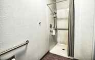 In-room Bathroom 7 Motel 6 Coeur D Alene, ID