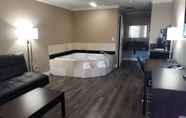 Bedroom 3 Fairview Inn and Suites Healdsburg (ex Americas Best Value Inn)