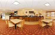 Restaurant 2 Quality Suites Jeffersonville IN