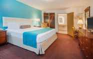 Kamar Tidur 4 Howard Johnson Of Traverse City