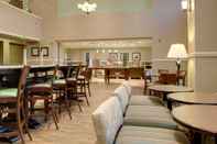 Bar, Cafe and Lounge Hampton Inn & Suites Grafton