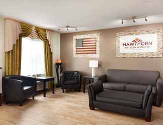 ล็อบบี้ 2 Hawthorn Suites by Wyndham St Robert/Ft Leonard Wood (ex. Howard Johnson Saint Robert Near Fort Leon