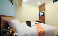 Bedroom 4 Royal Express Inn Sukhumvit by Compass Hospitality