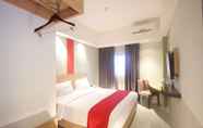 Bedroom 4 Hom Hotel Simpang Lima