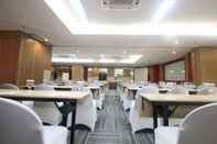 Functional Hall Hom Hotel Simpang Lima