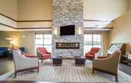 Lobby 3 Comfort Suites