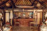 Bar, Kafe, dan Lounge Flower Island Resort