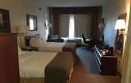 Bedroom 7 Comfort Inn & Suites Emporia