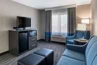 Common Space Comfort Inn & Suites Emporia