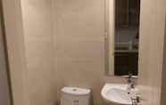 Toilet Kamar 2 Luxurious Unit at The Milano Residences