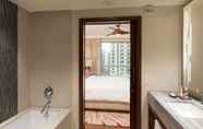 In-room Bathroom 4 The Grand Islander by Hilton Grand Vacations