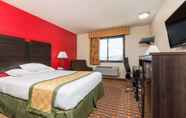 Bedroom 4 Days Inn by Wyndham Muncie -Ball State University