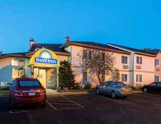 Bangunan 2 Days Inn by Wyndham West-Eau Claire